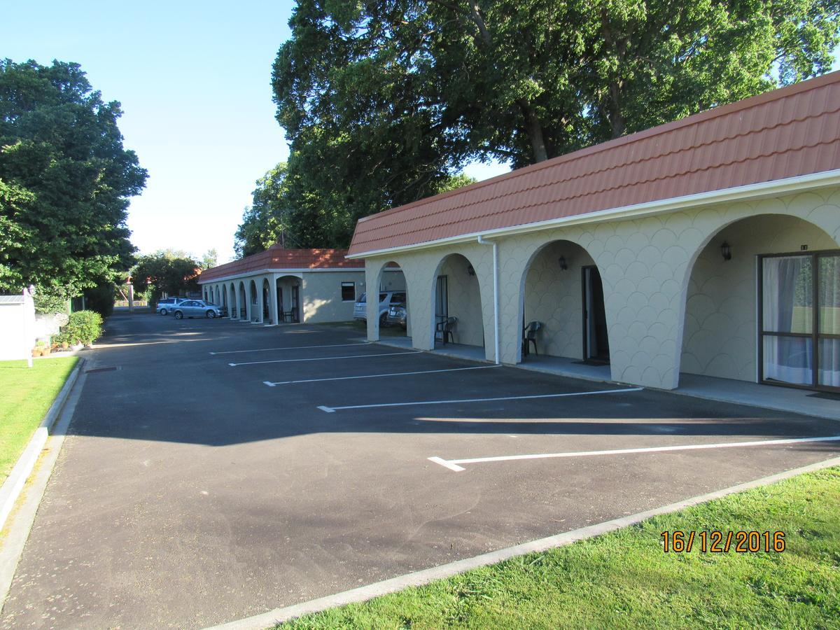 Matador Motel Carterton Extérieur photo