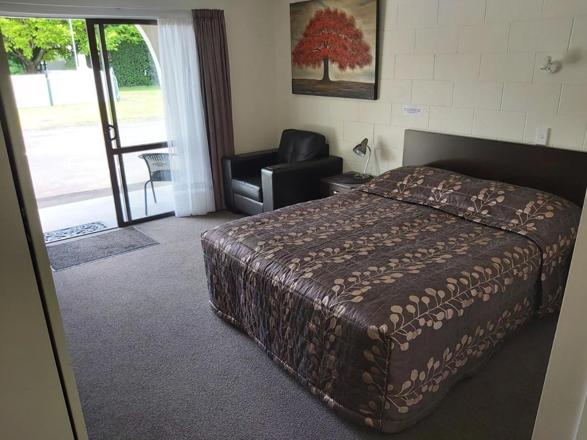 Matador Motel Carterton Extérieur photo